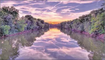  ?? Contribute­d photo ?? The Best Profession­al Photo by Jason Blalock of the Coosa River will be displayed Tuesday at the Rome-Floyd Visitors Center.