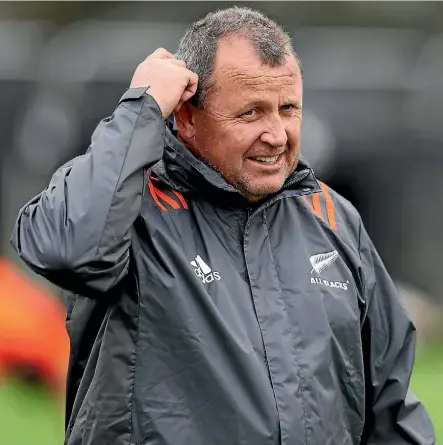  ??  ?? Ian Foster is in a good place to replace Steve Hansen - if he leaves.