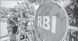  ?? MINT ?? ■
Banks can borrow the 90-day funds from the Reserve Bank at the current repo rate of 4.4% and use it to on-lend to mutual funds or purchase investment-grade corporate papers held by them.