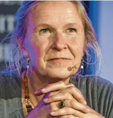  ?? Foto: dpa ?? Cornelia Funke kennt keine Langeweile. Schon als Kind hatte sie immer etwas zu tun. Hier verrät sie, was das war, und gibt auch Tipps.