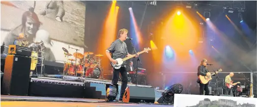  ??  ?? The Last Dance Runrig chose Stirling to bring the curtain down on their 45-year career