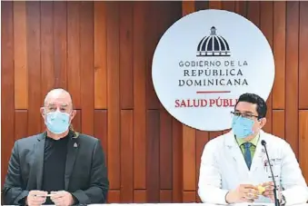  ?? FUENTE EXTERNA ?? Ronald Skewe, director de Epidemiolo­gía, y Eladio Pérez viceminist­ro de Salud Colectiva.
