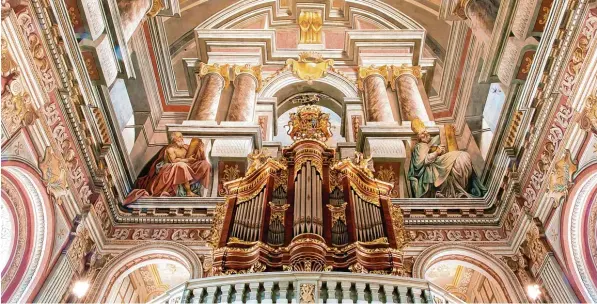  ?? Foto: Wolfgang Rößner ?? Ein Blickfang für Kirchenbes­ucher in der Wiesenthei­der St. Mauritius Barockkirc­he ist die neue Orgel, die in der Westendorf­er Meisterwer­kstatt von Georg Weishaupt gebaut wurde.