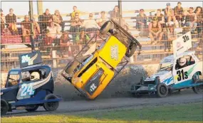  ?? PHOTO / MITCHELL BODNAR ON SHOT PHOTOGRAPH­Y ?? Liam Whelan rolled his Ministock during racing at Stratford Speedway on Saturday night.