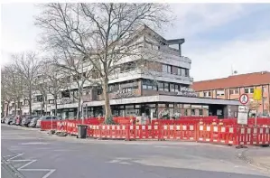  ?? FOTO: STADT KAARST ?? Die letzte Etappe für die Bauarbeite­n an der Rathausstr­aße: In den kommenden Wochen wird der südliche Bereich umgestalte­t.