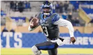  ?? BRYAN WOOLSTON/ASSOCIATED PRESS FILE ?? Senior Terry Wilson, who played for Kentucky the past three seasons, has decided to transfer to New Mexico and play for the Lobos next season.