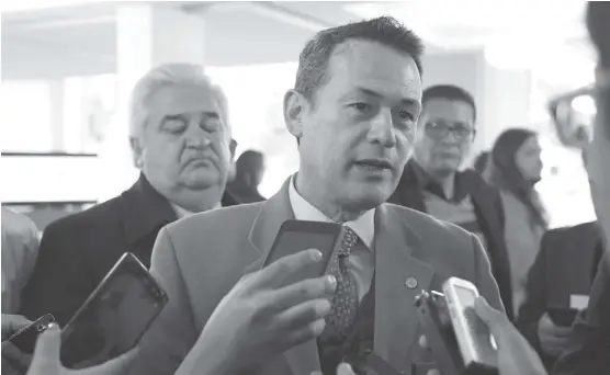  ?? JORGE SÁNCHEZ ?? El rector Adolfo Pontigo Loyola dice desconocer la postura del diputado Miguel Ángel de la Fuente.