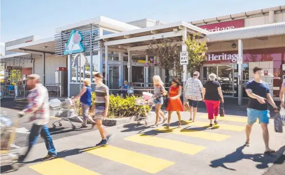  ?? ?? DRIVE THROUGH: KFC and Taco Bell will become the latest fast food venues at Toowoomba's Clifford Gardens Shopping Centre.