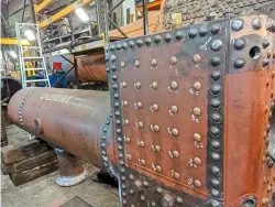  ?? ?? LEFT Andrew Barclay
Works No. 1995 ‘Caledonia’s’ boiler undergoing contract overhaul at the Severn Valley Railway.