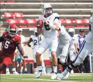  ?? Gary Kazanjian / Associated Press ?? Steven Krajewski will start at QB for UConn on Saturday against Purdue.