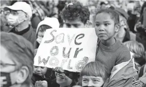  ?? JANE BARLOW/AP ?? Young people are attending the talks in Glasgow, Scotland, in unpreceden­ted numbers.