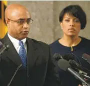  ?? KEVIN RICHARDSON/BALTIMORE SUN ?? Police Commission­er Anthony W. Batts and Mayor Stephanie Rawlings-Blake at a news conference.