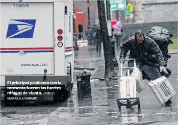  ?? MARIELA LOMBARD /FOTOS ?? El principal problema con la tormenta fueron las fuertes ráfagas de viento.