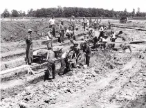  ?? CHICAGO TRIBUNE HISTORICAL PHOTO ?? The scene at Willow Road and Skokie Boulevard, just west of Winnetka, Ill., as members of the Civilian Conservati­on Corps construct the Skokie Lagoons, one of five lagoons to be built in that area, in 1933.