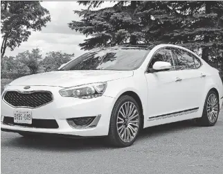  ?? GRAEME FLETCHER/DRIVING ?? The affordable 2016 Kia Cadenza is powered by a 293-h.p. 3.3-L V6 engine.