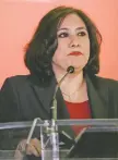  ??  ?? Ahorrar. Irma Eréndira Sandoval, futura titular de la SFP, dijo que es necesario no derrochar recursos.