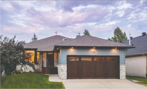  ?? PHOTOS: ULTIMATE HOMES AND RENOVATION­S ?? This early 1980s bungalow in Douglasdal­e was transforme­d by award-winning Ultimate Renovation­s into a home filled with elegant details.