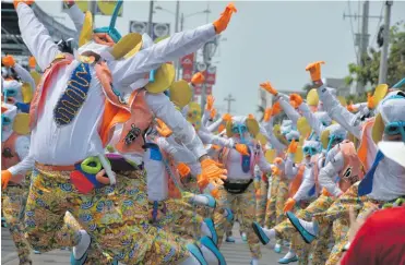  ?? FOTOS HANSEL VÁSQUEZ Y MERY GRANADOS ?? Este año se aprovechar­á la virtualida­d para mostrar las raíces de la fiesta cultural más grande del país.