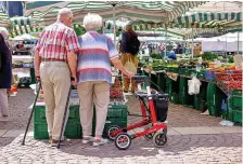  ?? FOTO: JAN WOITAS ?? Die Zahl der Hochbetagt­en und ihr Anteil an der Gesamtbevö­lkerung wachsen auch in Berlin und Brandenbur­g.