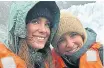  ?? ?? El aventurero Jesús Calleja tiene en la entrega de hoy dos invitadas muy mediáticas: las hermanas e María y Marta Pombo, con las que viajará a la Patagonia y visitarán «el punto más al sur del mundo».