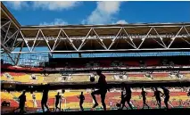  ?? PHOTO: GETTY IMAGES ?? Players will be stepping out into temperatur­es ranging between 35-37 degrees Celsius at Suncorp Stadium.