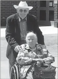  ?? Submitted Photo ?? A recent photo of Winfield and Laura Fern Poe pictures them in their hometown of Gravette, where they have lived the last four years. The Poes lived in Gravette for more than 20 years, from 1963 through the early 1980s, moved away, then returned in 2014.