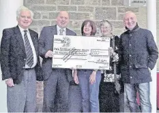  ??  ?? You’re history Rutherglen Heritage Society members Jim Bolton, Gill Owen, Lilian MacDonald and David Jackson accept a cheque from Supercount­y