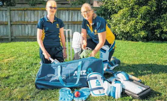  ??  ?? Fiona and Gabrielle Read with the new gear provided by the ANZ Cricket Grant programme.