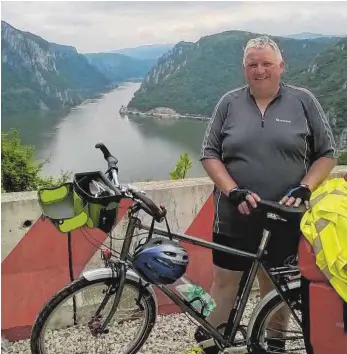  ?? FOTO: PRIVAT ?? Konrad Reck aus Wilflingen am Eisernen Tor, wo die Donau die Karpaten durchbrich­t.