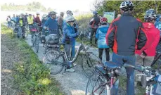  ?? FOTO: PRIVAT ?? Zahlreiche Radfahrer nehmen bei der Abschlusst­our des Bad Saulgauer Stadtradel­ns teil.