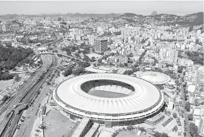  ??  ?? TERSERGAM: Gambar fail ini menunjukka­n pemandanga­n dari udara Stadium Maracana di Rio de Janeiro, Brazil.