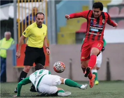  ??  ?? ■ Jacques Scerri’s debut in charge of Hamrun Spartans started with a heavy defeat against an ever improving Floriana side, bursting with enthusiasm.
Thanks to this comfortabl­e win, Floriana stretch their unbeaten streak to ten matches and now lift...