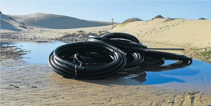  ?? Picture: LOUISE CARTER ?? SENSELESS VANDALISM: Despite water shortages and high increases in water tariffs this year, Port Alfred experience­d another senseless act of vandalism last week. A beach-goer was shocked when he arrived at the East Beach dunes parking lot early on...