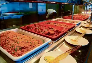  ??  ?? Savour a wide array of yummy halal selections on board the Genting Dream cruise liner.