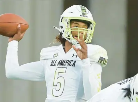  ?? STEPHEN M. DOWELL/ORLANDO SENTINEL ?? Quarterbac­k Jaden Rashada, seen here during the Under Armour Next All-American Game on Jan. 3., has been released from his National Letter of Intent by Florida.