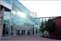  ?? NEWS FILE PHOTO ?? The sun glints though the windows at Medicine Hat city hall. A program to assist citizens with overdue utility bills grew a lot in 2020.