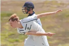  ??  ?? Coomera bowler Hayden Greentree sends down a delivery.