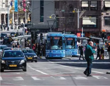  ??  ?? ANSÖKAN. Nazisterna vill marschera rakt genom City. Bland annat här på Hamngatan.