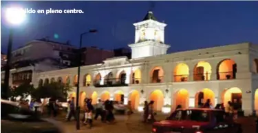  ??  ?? El cabildo en pleno centro.