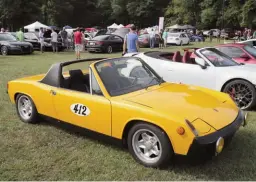  ??  ?? Below right: The design of Porsche’s ATS ‘Cookie Cutter’ rims nicely matches the lines of any Porsche 914