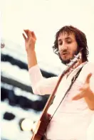 ??  ?? Pete Townshend with the Who in Flint, Michigan (opening page), August 23, 1967
Touring Who’s Next in Paris (below), 1972