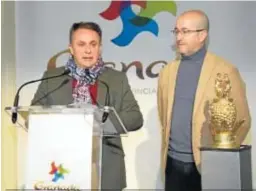  ?? DIPGRA ?? El diputado de Turismo junto al alcalde de Torvizcón.