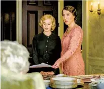  ?? ?? Cailee Spaeny as Anna Roosevelt and Gillian Anderson as Eleanor Roosevelt in “The First Lady.”