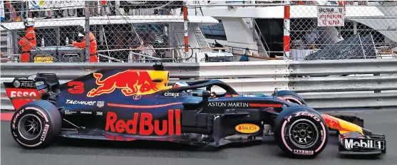  ??  ?? El automóvil Red Bull de Daniel Ricciardo, en Mónaco