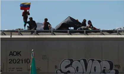  ?? ?? Veneazuela­n migrants in Ciudad Juarez. Mexican authoritie­s have detained a record number of migrants this year. Photograph: Luis Torres/EPA