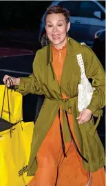  ??  ?? bag lady: actress Helen McCrory
