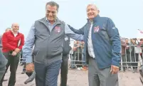  ??  ?? El Bronco y López Obrador, ayer en Monterrey