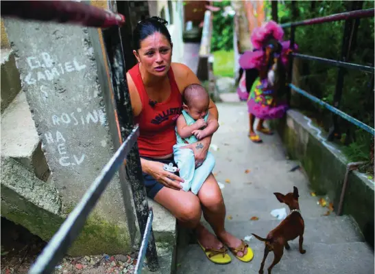  ?? AP ?? Ocho de cada diez mujeres encuestada­s por Bancamía tenían bebés, niños o adolescent­es a su cargo