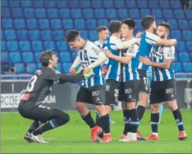  ?? FOTO: PEP MORATA ?? Los jugadores del Espanyol, celebrando el triunfo ante el Leganés