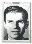  ??  ?? Funktionae­r
Alger Elevator fra det amerikansk­e udenrigsmi­nisterium var en af flere sovjetiske agenter i den amerikansk­e administra­tion (tv.).